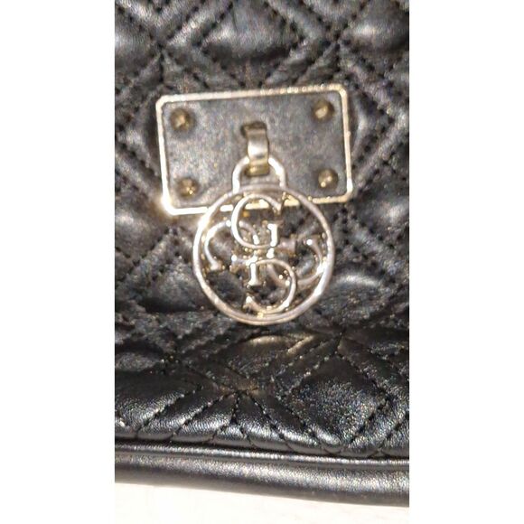 A Guess Vegan Leather Quilted Handbag Satchel Crossbody Black Trendy READ - Picture 2 of 11